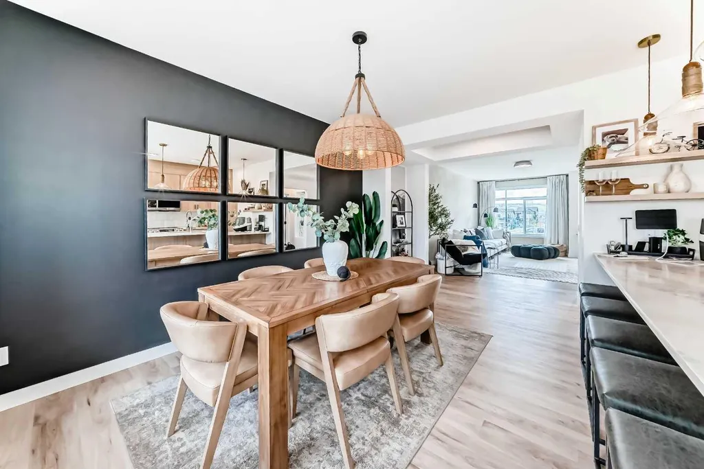 3 Agate Road Cochrane AB T4C 3B9