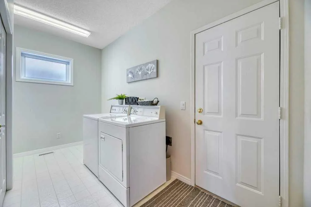 12739 Douglasview Boulevard SE Calgary AB T2Z 2P3