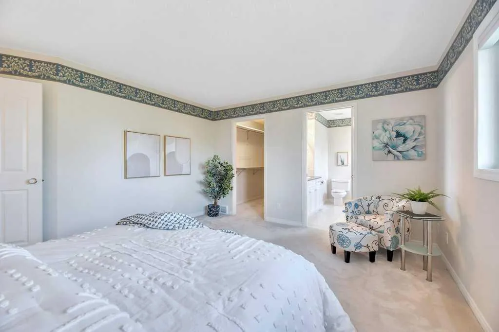 12739 Douglasview Boulevard SE Calgary AB T2Z 2P3