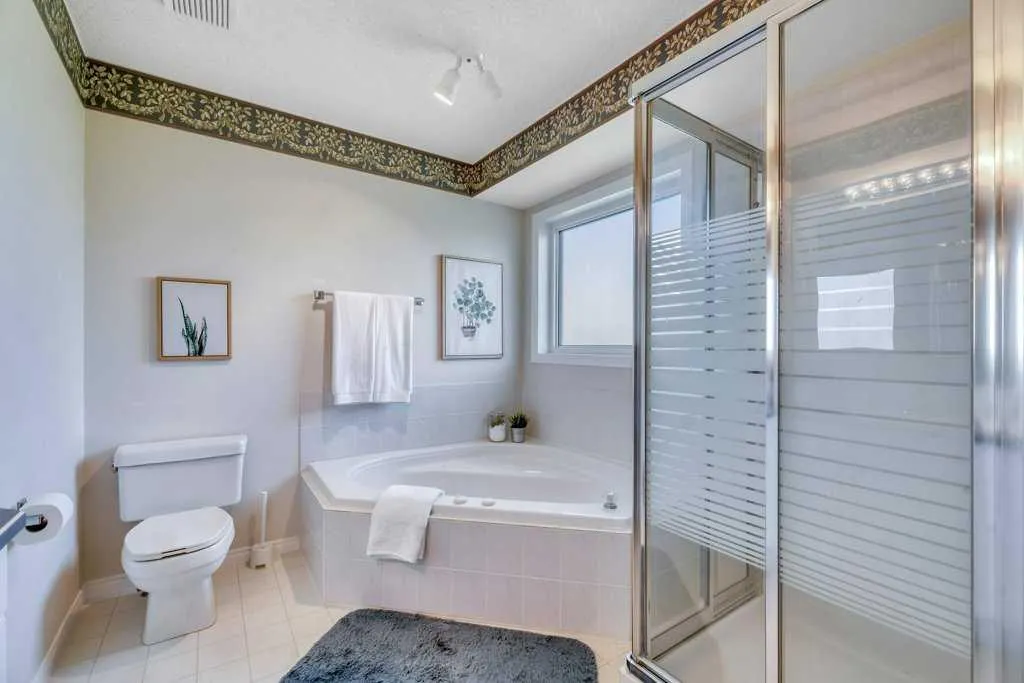 12739 Douglasview Boulevard SE Calgary AB T2Z 2P3