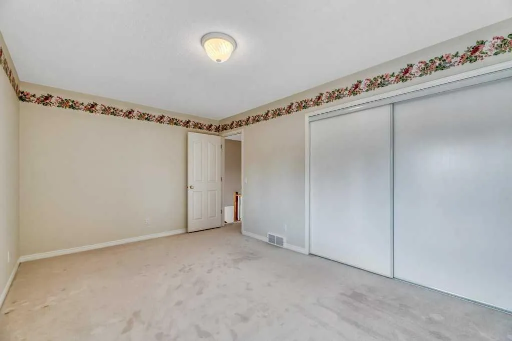 12739 Douglasview Boulevard SE Calgary AB T2Z 2P3