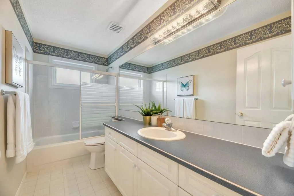 12739 Douglasview Boulevard SE Calgary AB T2Z 2P3