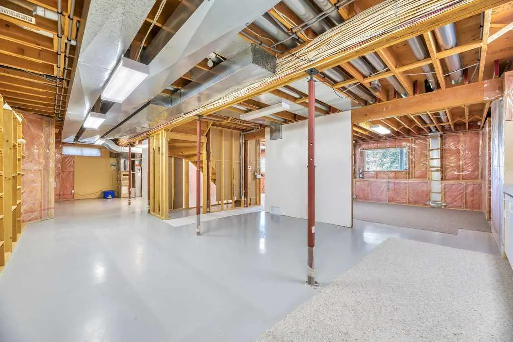 12739 Douglasview Boulevard SE Calgary AB T2Z 2P3