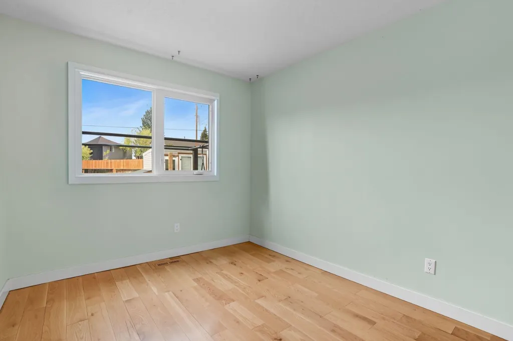 108 Falchurch Crescent NE Calgary AB T3J 1K1