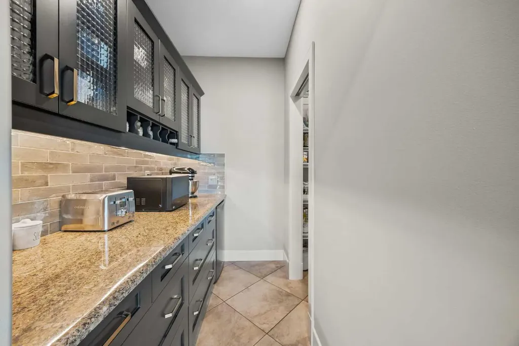469 Rainbow Falls Way Chestermere AB T1X 1S5