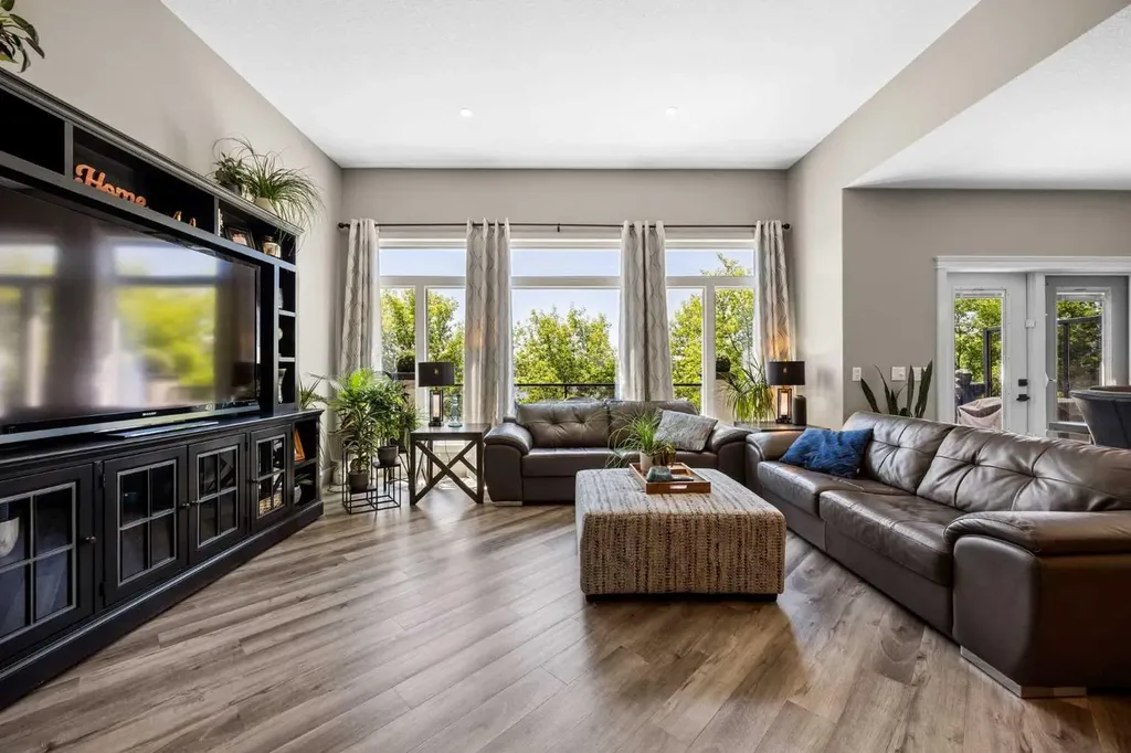 469 Rainbow Falls Way Chestermere AB T1X 1S5