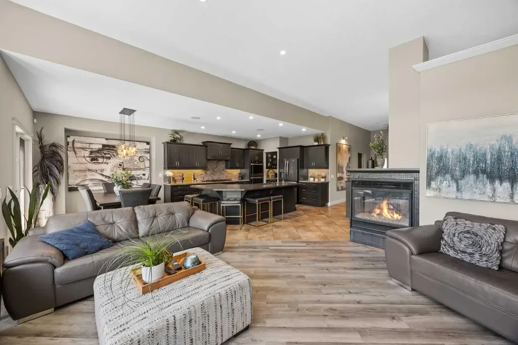 469 Rainbow Falls Way Chestermere AB T1X 1S5