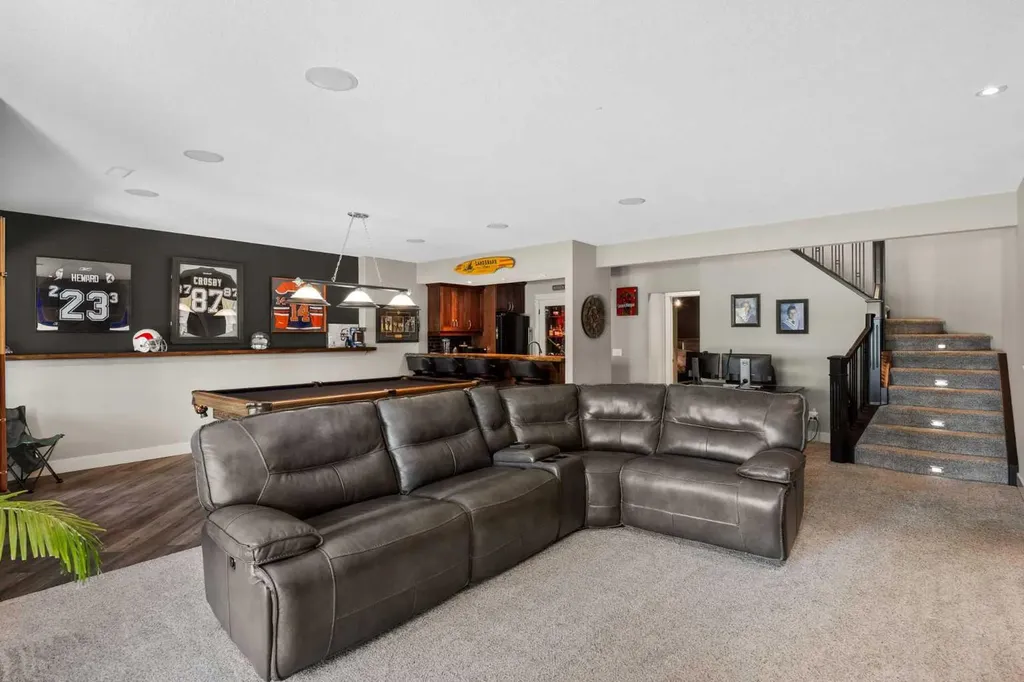 469 Rainbow Falls Way Chestermere AB T1X 1S5