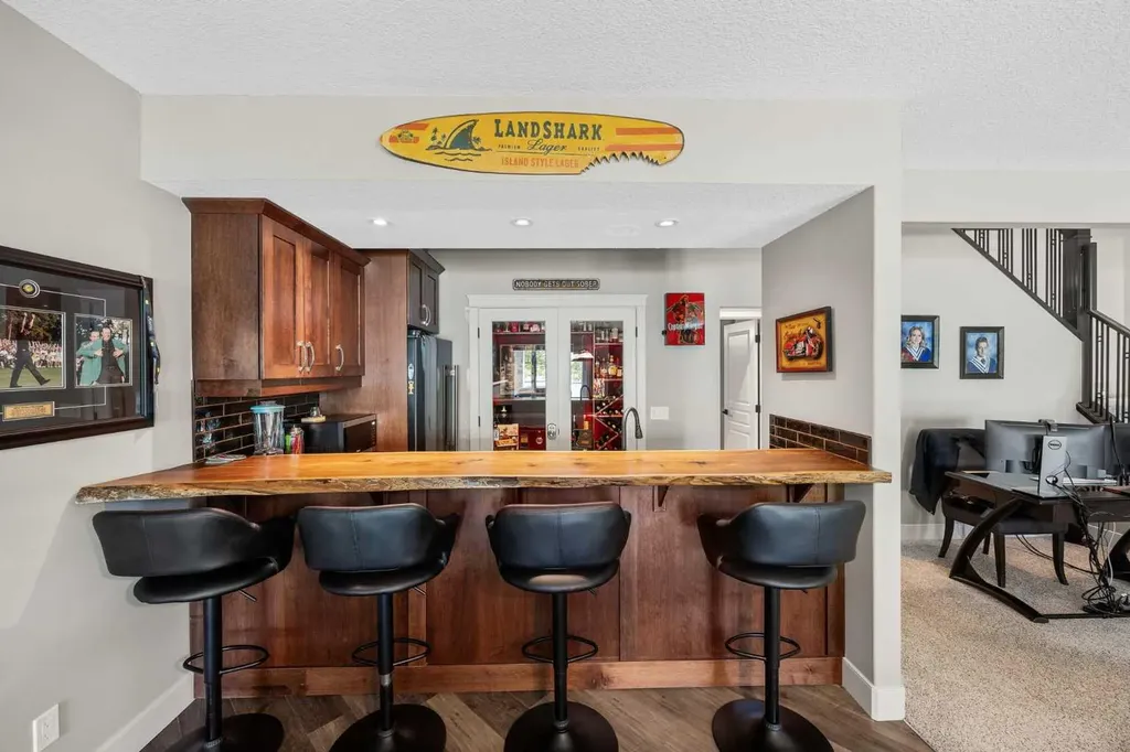 469 Rainbow Falls Way Chestermere AB T1X 1S5