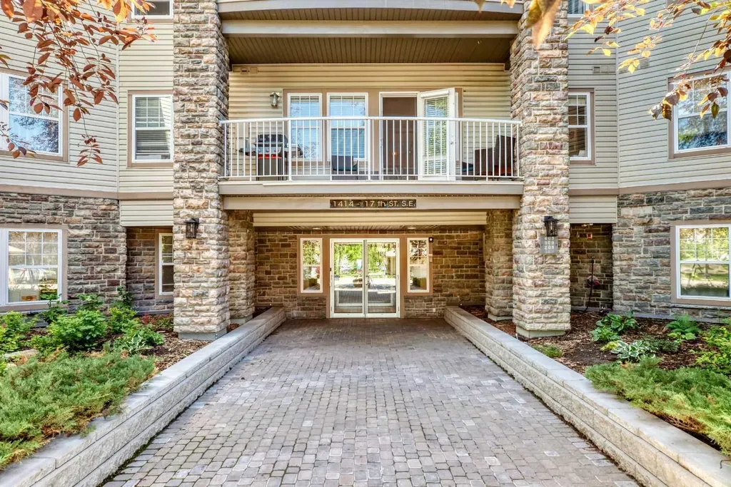 1414 17 Street SE Calgary AB T2G 5S6