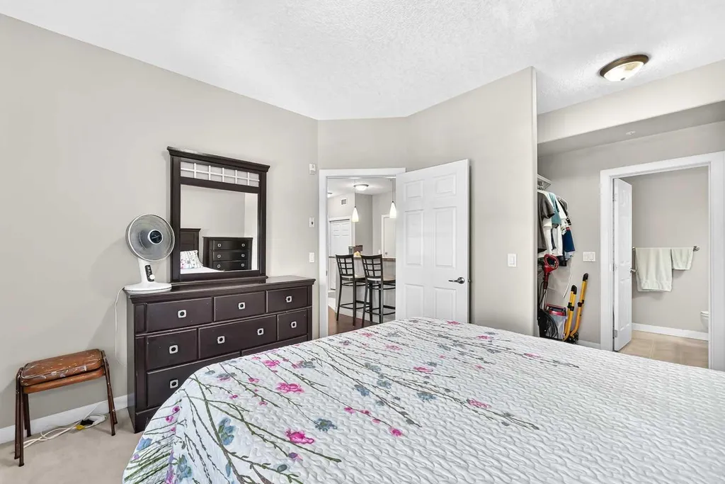 1414 17 Street SE Calgary AB T2G 5S6