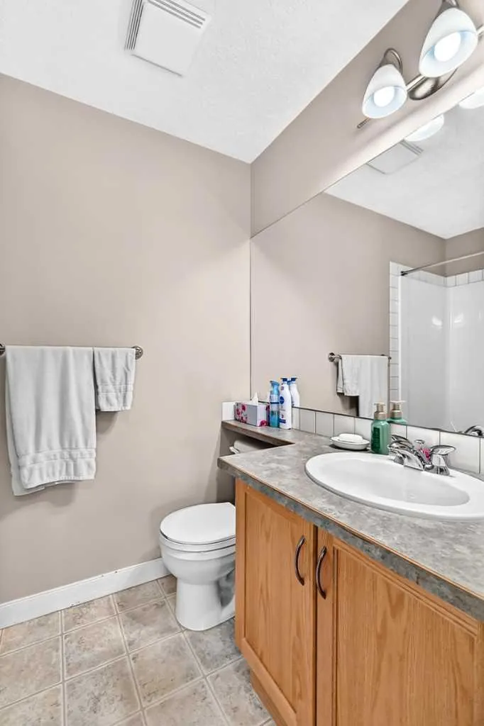 1414 17 Street SE Calgary AB T2G 5S6