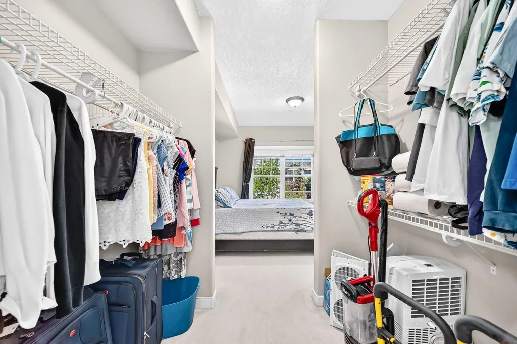 1414 17 Street SE Calgary AB T2G 5S6