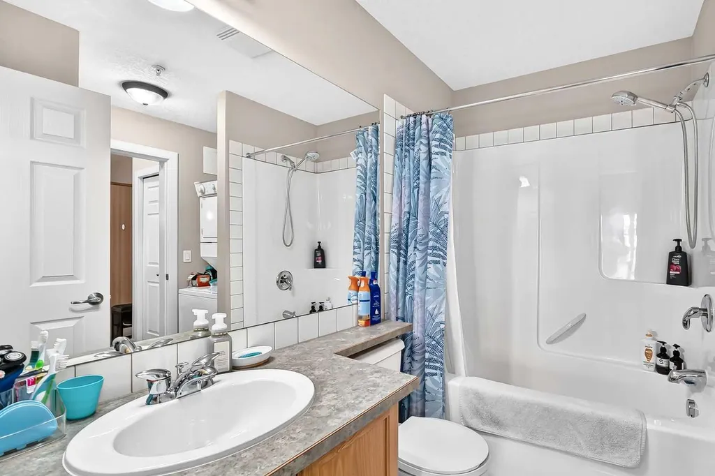 1414 17 Street SE Calgary AB T2G 5S6