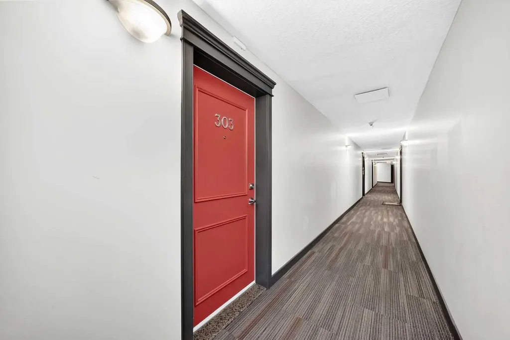 1414 17 Street SE Calgary AB T2G 5S6