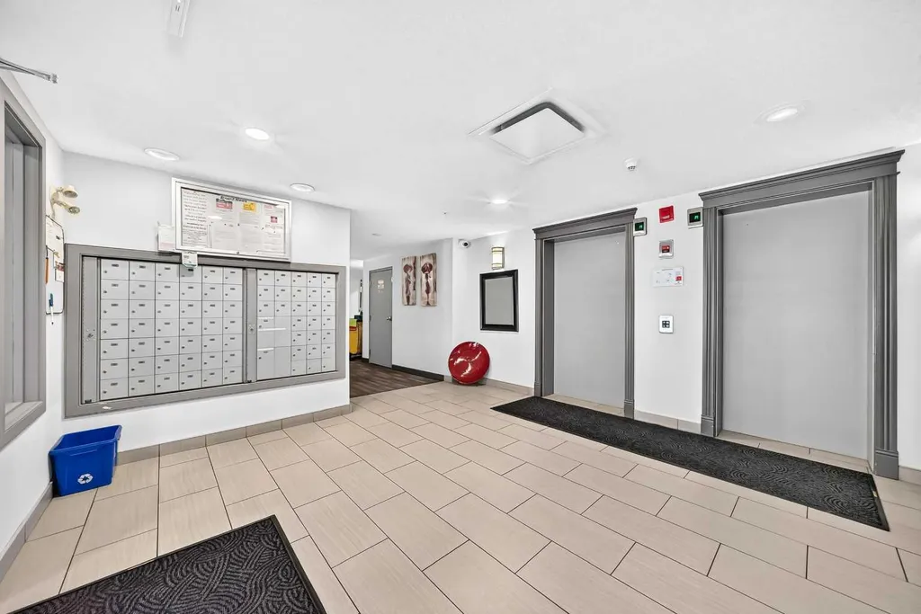 1414 17 Street SE Calgary AB T2G 5S6