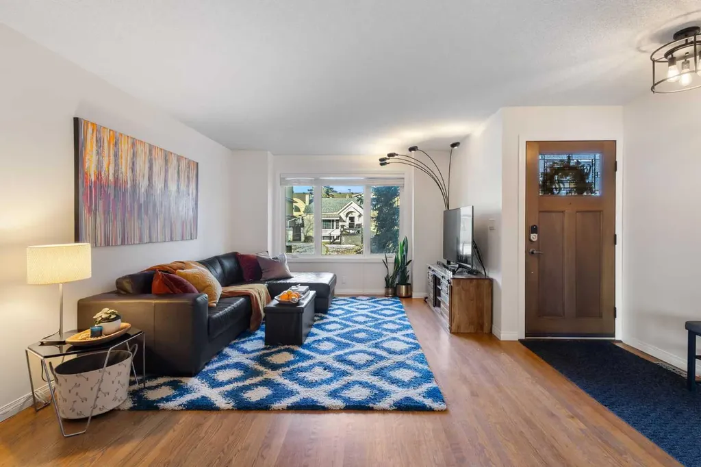 1629 29 Avenue SW Calgary AB T2T 1M6
