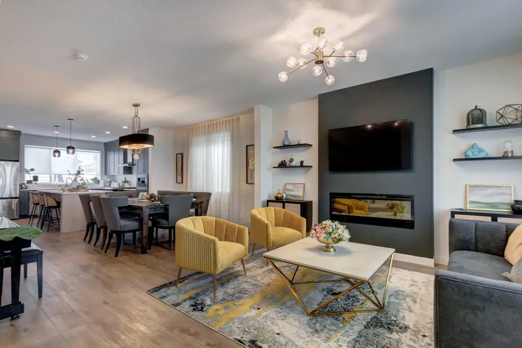 15033 37 Street SW Calgary AB T2Y0R5