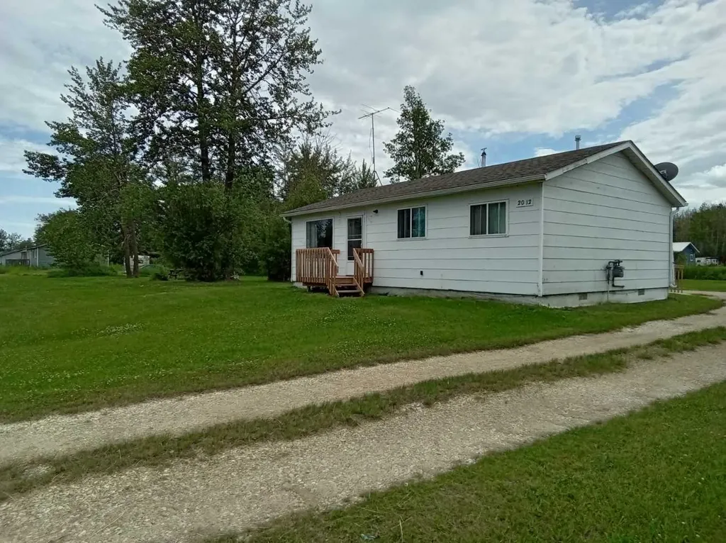 19 1st Avenue SW Joussard AB T0G 1J0