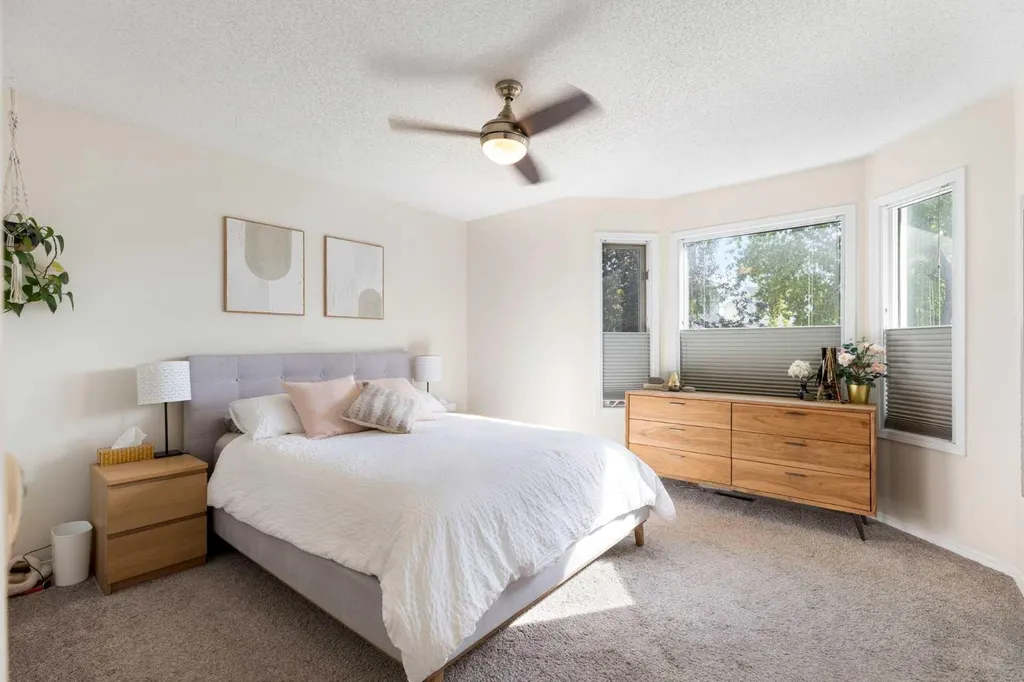 60 River Rock Circle SE Calgary AB T2C 4C3