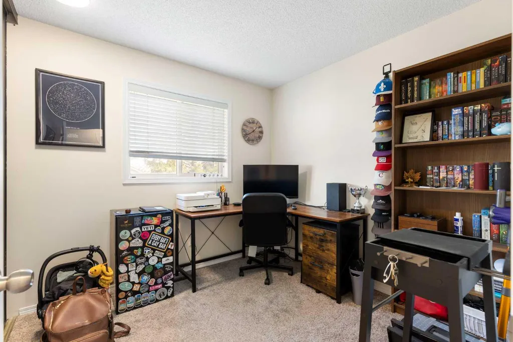 60 River Rock Circle SE Calgary AB T2C 4C3