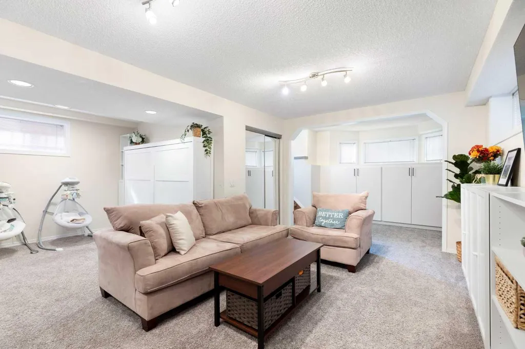 60 River Rock Circle SE Calgary AB T2C 4C3