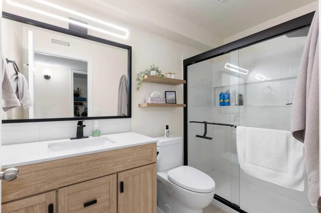 60 River Rock Circle SE Calgary AB T2C 4C3
