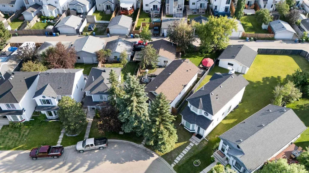 60 River Rock Circle SE Calgary AB T2C 4C3