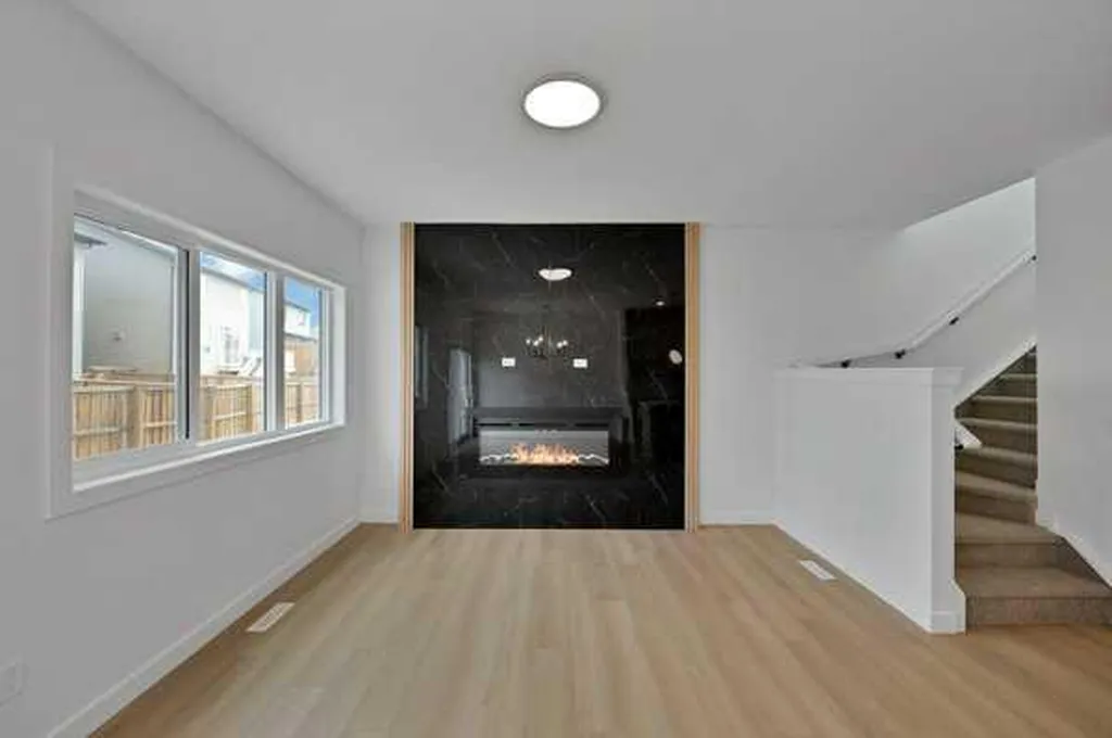 82 Heritage Circle Cochrane AB T4C 3G9