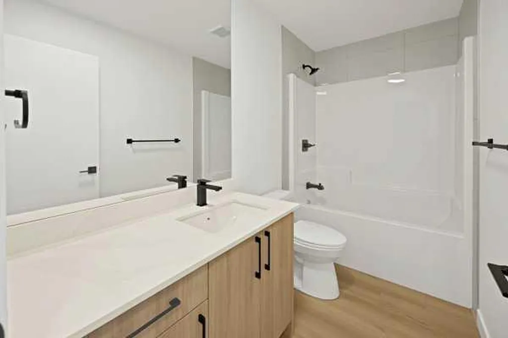 82 Heritage Circle Cochrane AB T4C 3G9