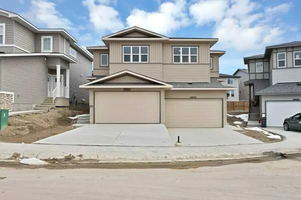82 Heritage Circle Cochrane AB T4C 3G9
