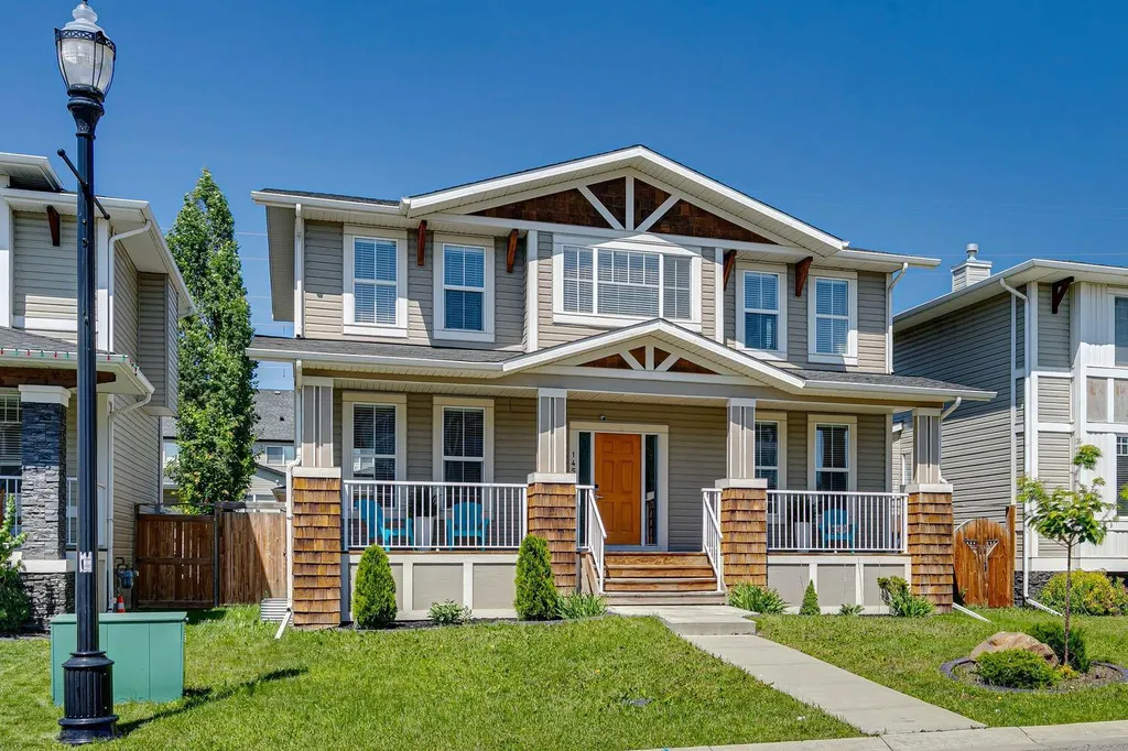 145 Rainbow Falls Glen Chestermere AB T1X 0S5