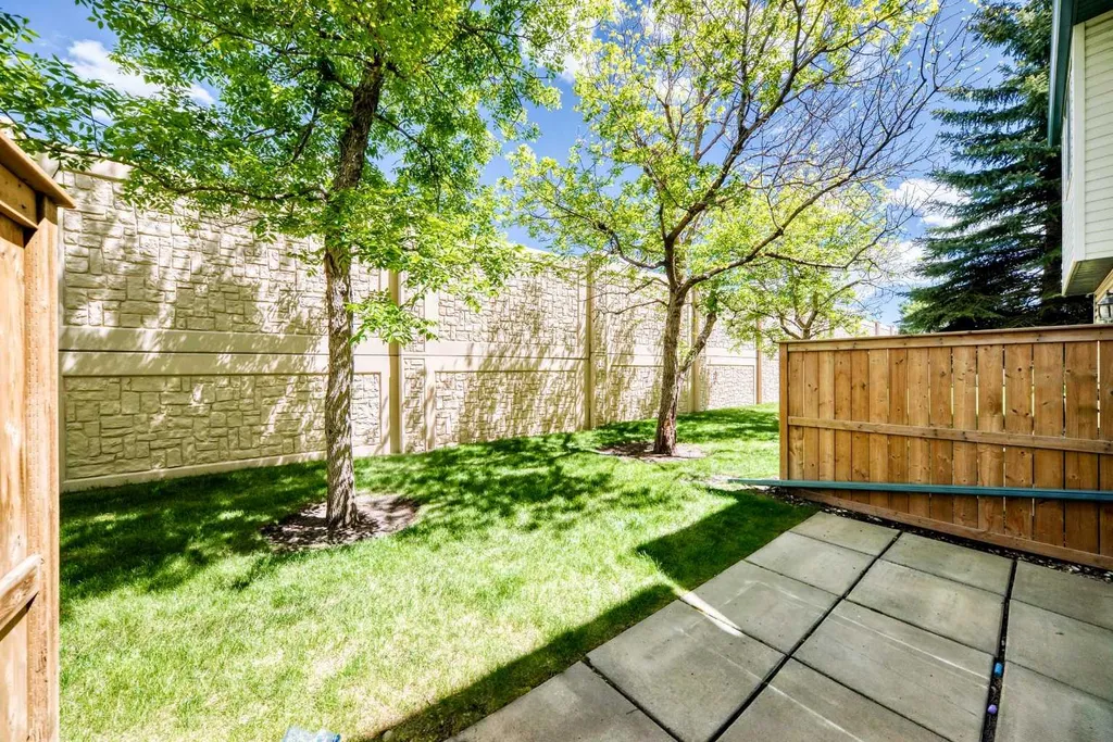 101 Hidden Valley Villas NW Calgary AB T3A 5W7