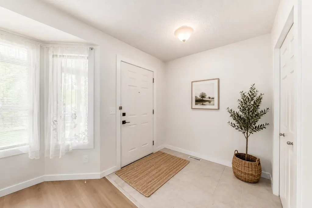 101 Hidden Valley Villas NW Calgary AB T3A 5W7