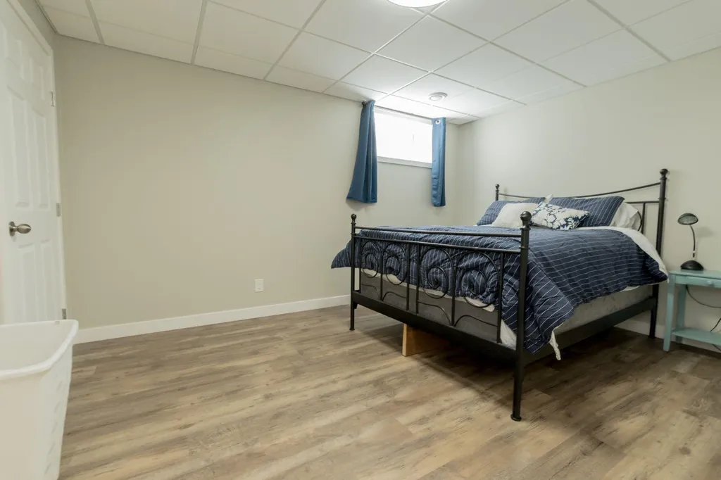 12614 106 Street Grande Prairie AB T8V 2M3