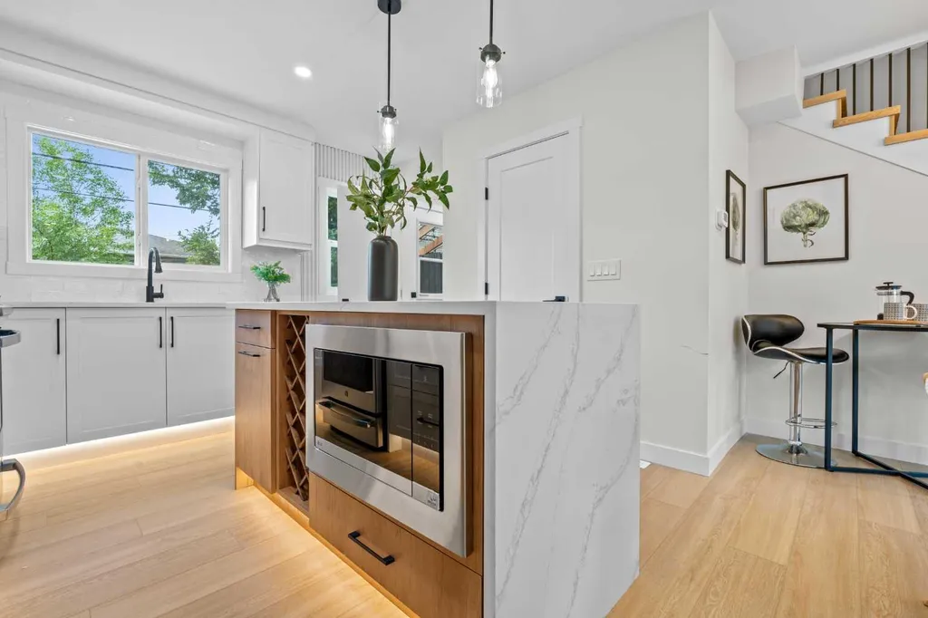 3020 15 Avenue SW Calgary AB T3C 0Y6