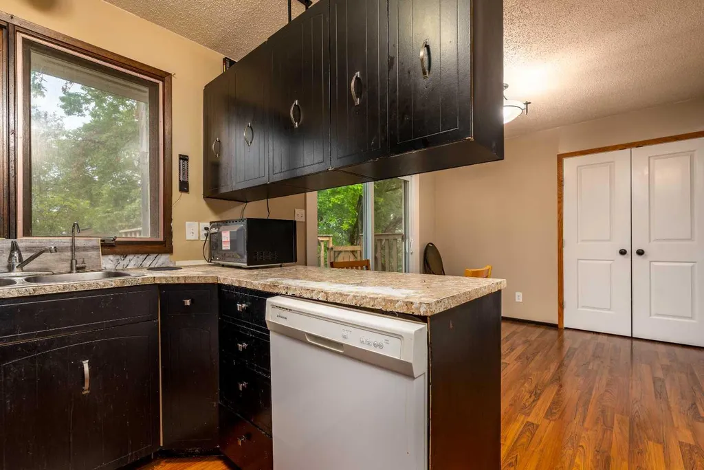 108 3 Avenue W Neilburg SK S0M 2C0