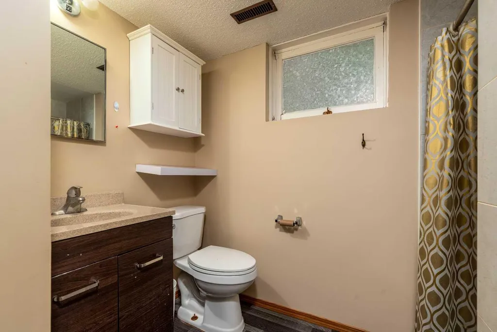 108 3 Avenue W Neilburg SK S0M 2C0