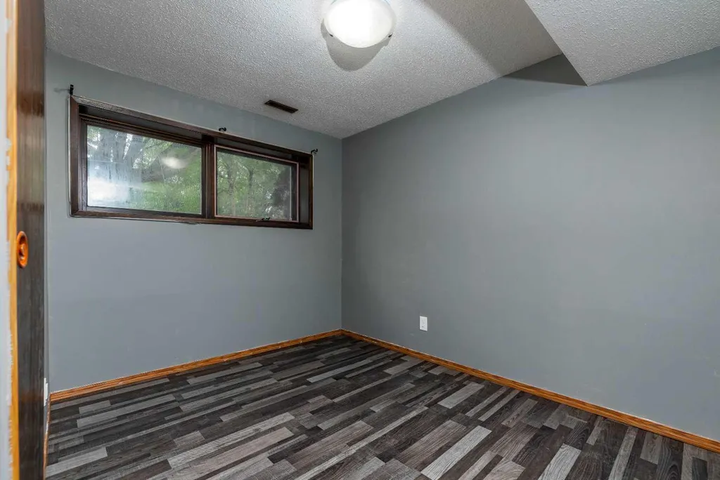 108 3 Avenue W Neilburg SK S0M 2C0