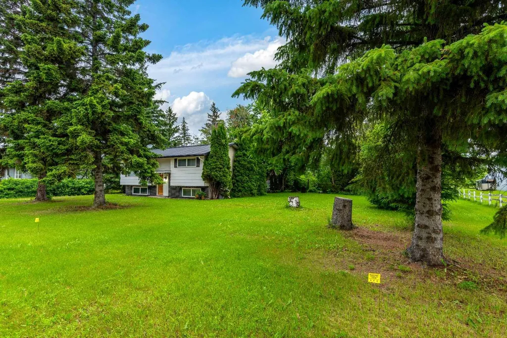108 3 Avenue W Neilburg SK S0M 2C0
