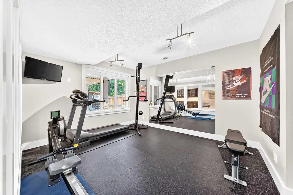 30 Wexford Way SW Calgary AB T3H 0H1