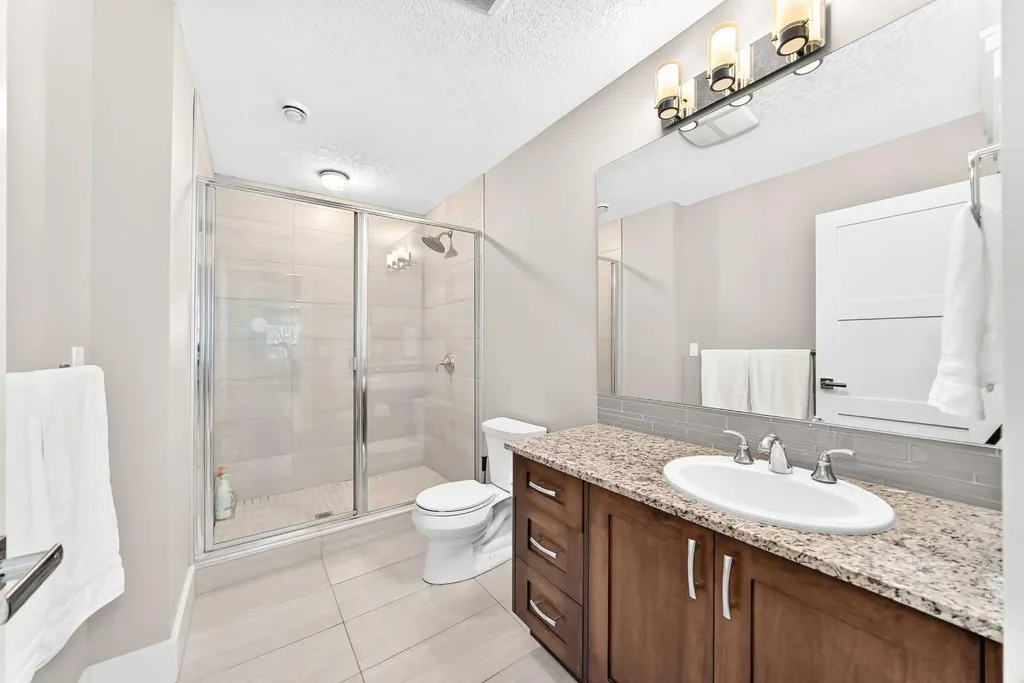 30 Wexford Way SW Calgary AB T3H 0H1