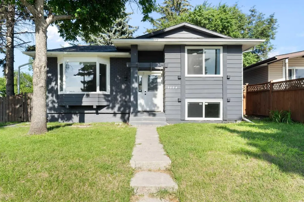 3504 33 Street SE Calgary AB t2b2c2