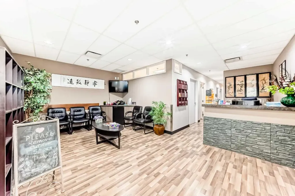 11420 27 Street SE Calgary AB T2Z3R6