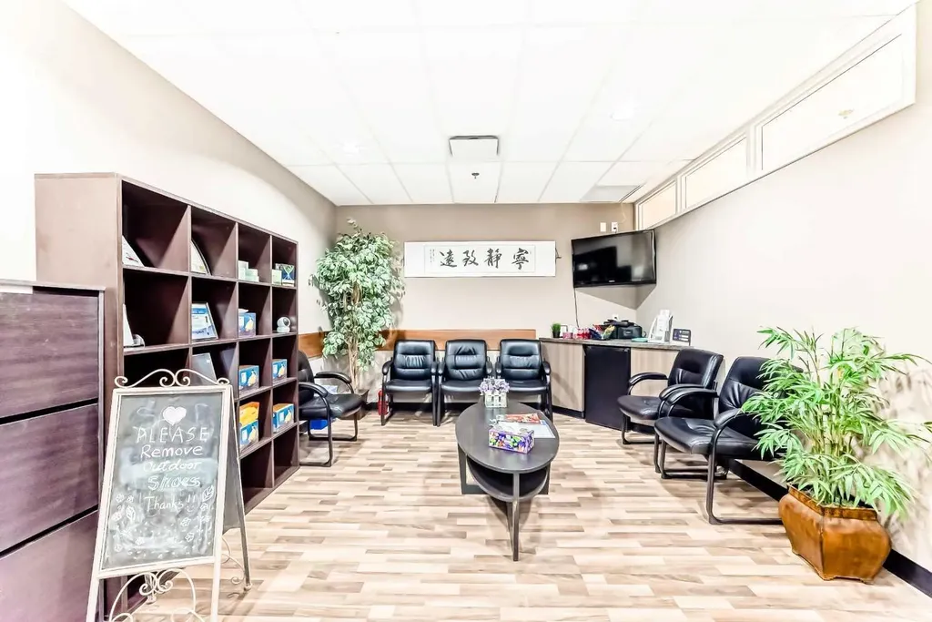 11420 27 Street SE Calgary AB T2Z3R6