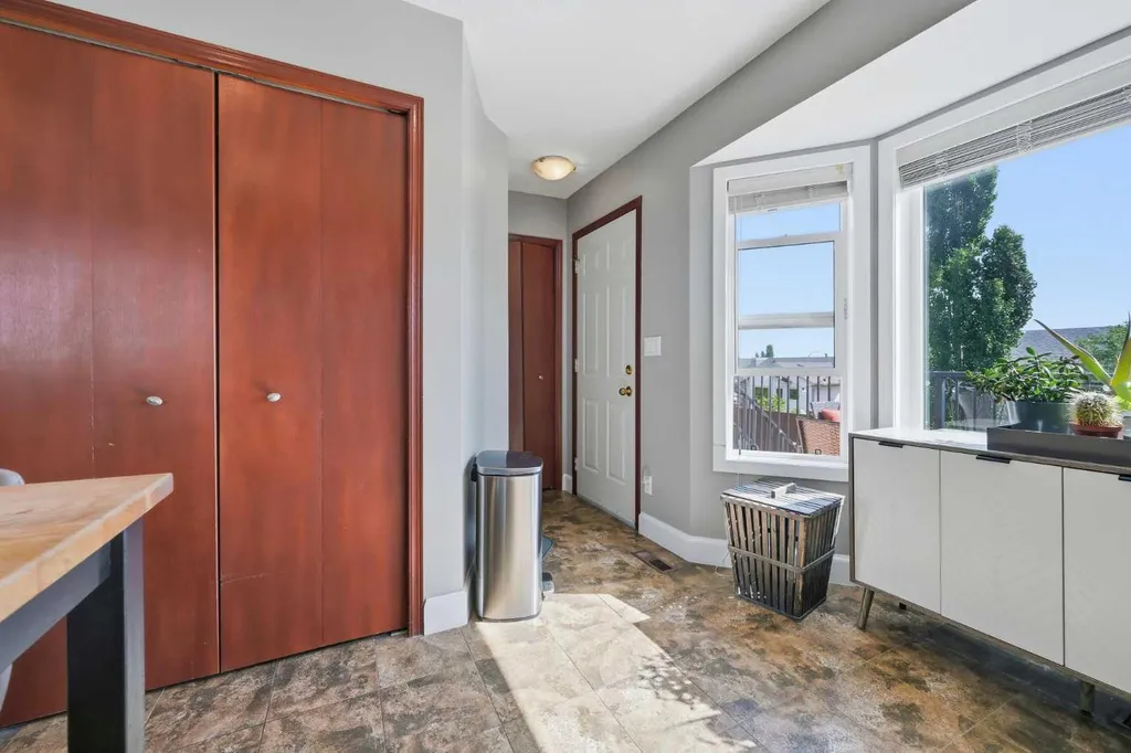 163 Macewan Meadow Way NW Calgary AB T3K 3J1