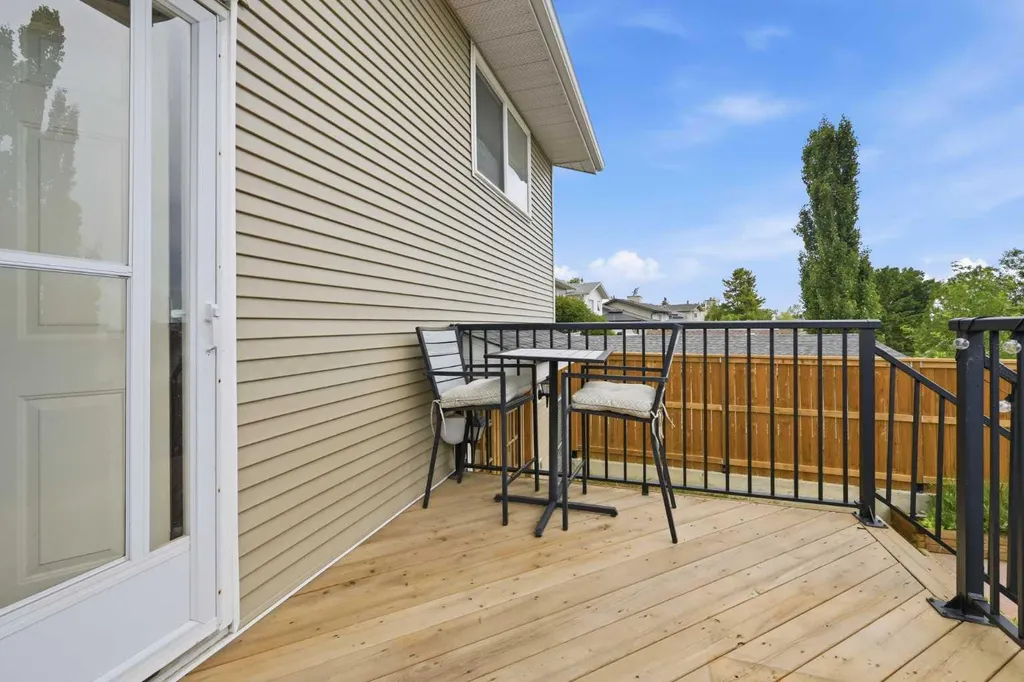 163 Macewan Meadow Way NW Calgary AB T3K 3J1