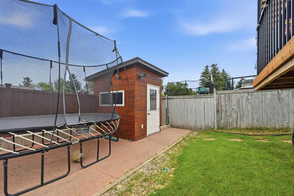 163 Macewan Meadow Way NW Calgary AB T3K 3J1