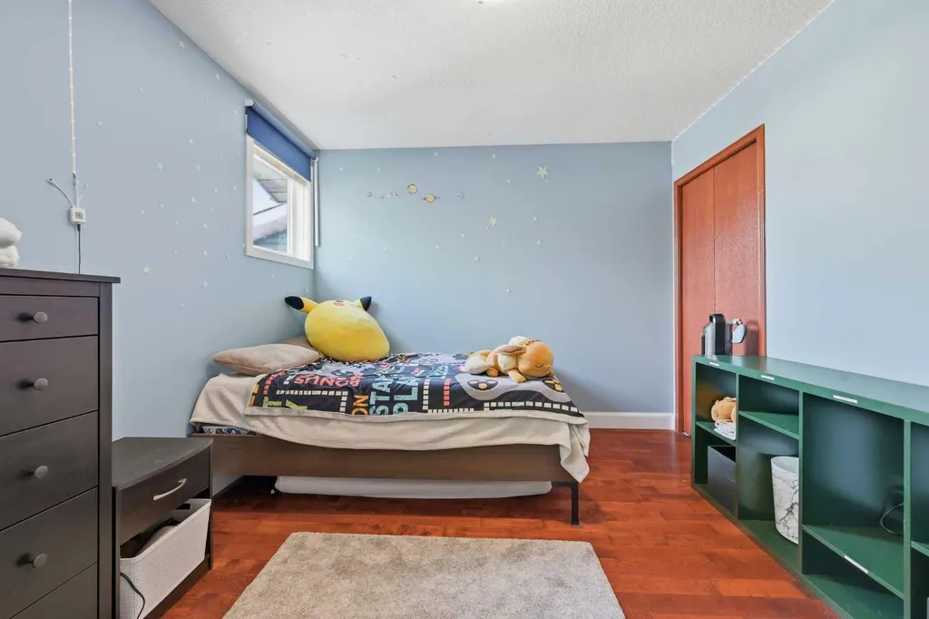 163 Macewan Meadow Way NW Calgary AB T3K 3J1