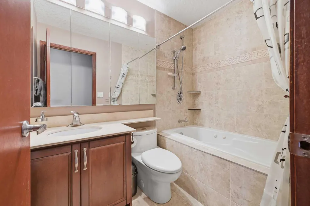 163 Macewan Meadow Way NW Calgary AB T3K 3J1